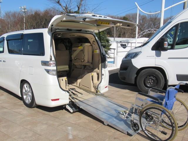 トヨタ ヴェルファイア