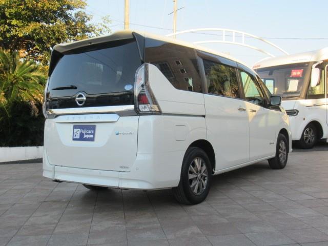 日産 セレナ