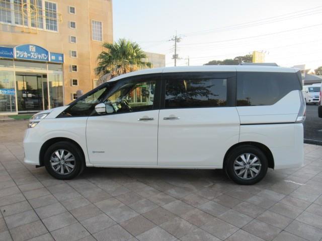 日産 セレナ