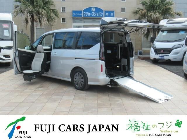 セレナ 福祉車両 スロープ 助手席スライドアップシート