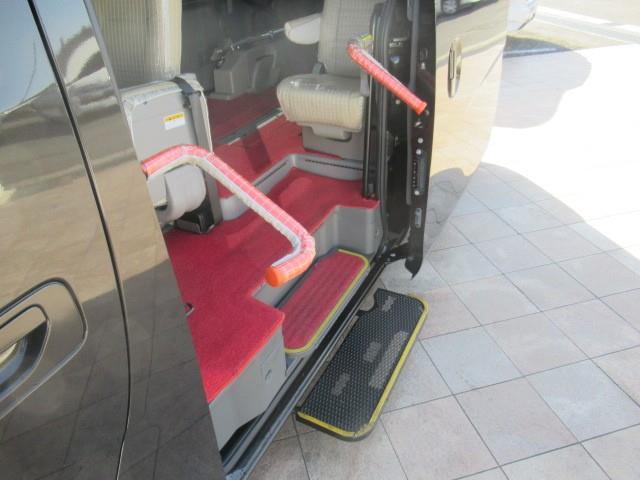 日産 NV350キャラバン