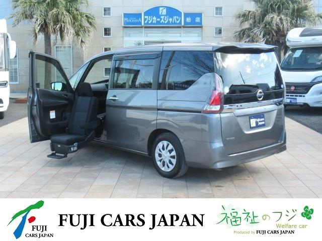 セレナ 福祉車両 助手席スライドアップシート XV