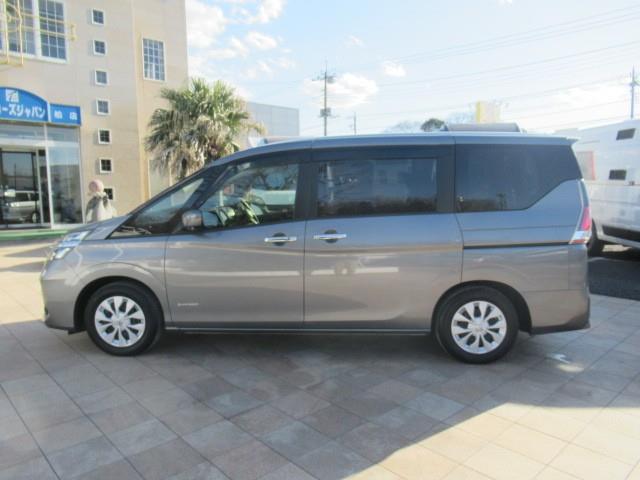 日産 セレナ