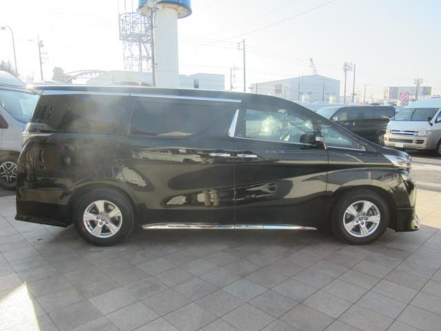 トヨタ ヴェルファイア