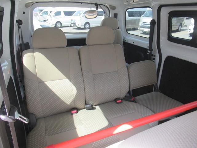 日産 NV200バネット