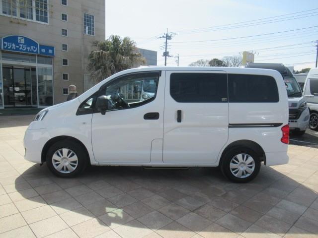 日産 NV200バネット