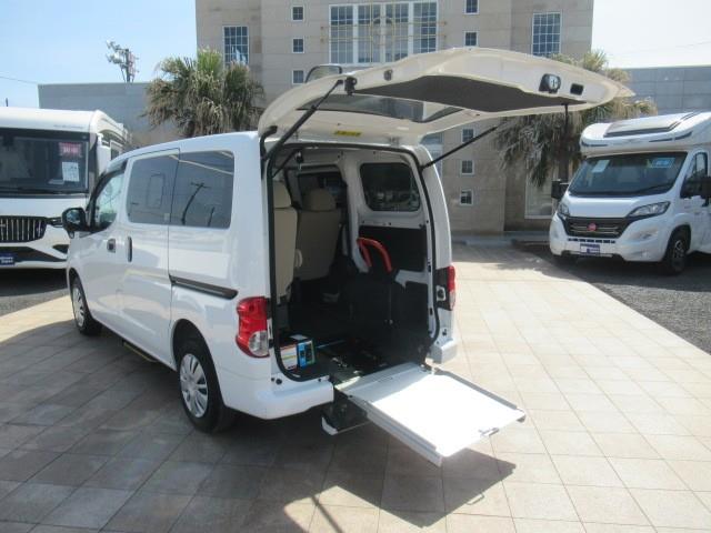 日産 NV200バネット