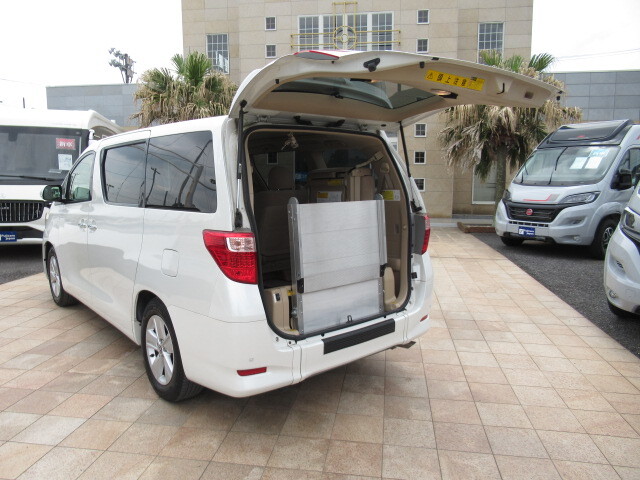 トヨタ アルファード