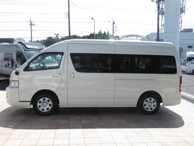 トヨタ ハイエース