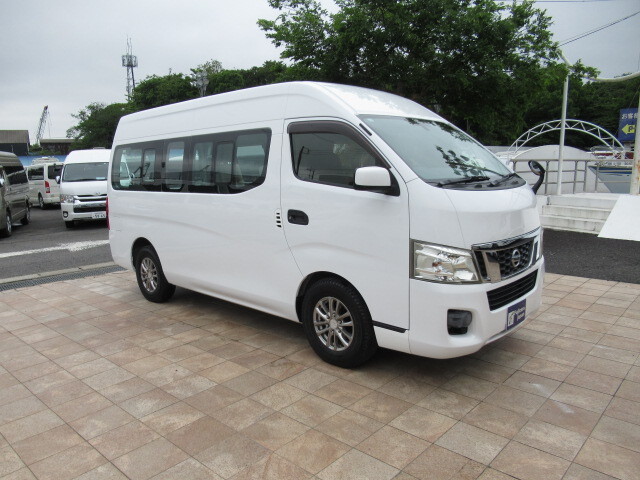日産 NV350キャラバン