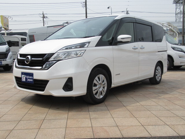 日産 セレナ