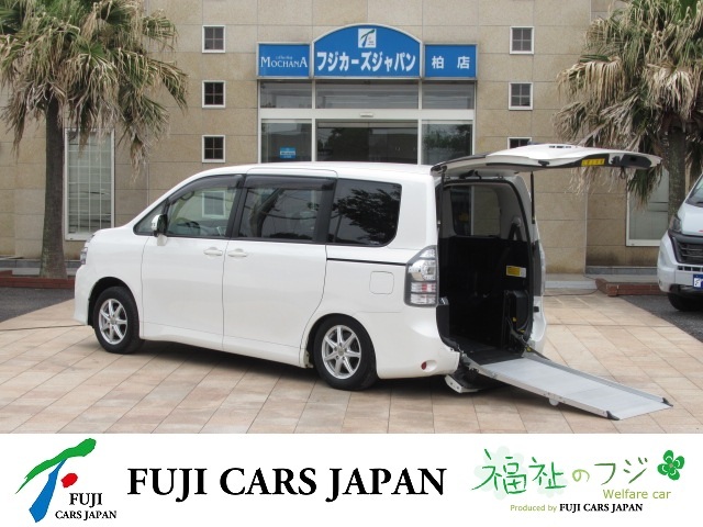ヴォクシー 福祉車両 ウェルキャブ タイプ1