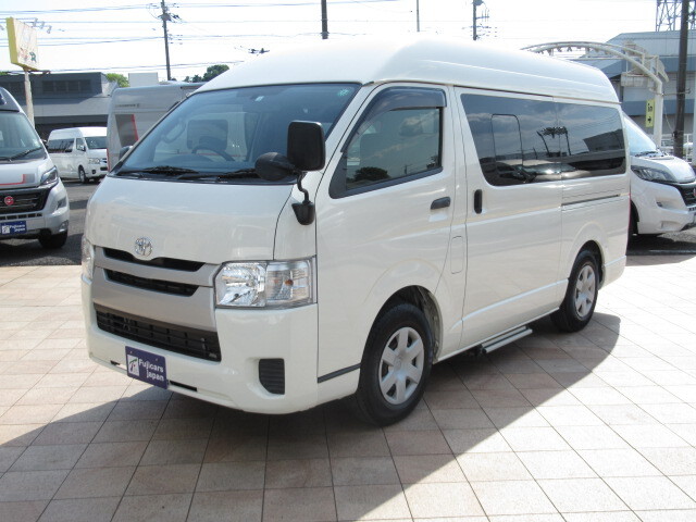 トヨタ ハイエース