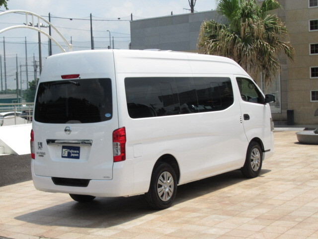 日産 NV350キャラバン