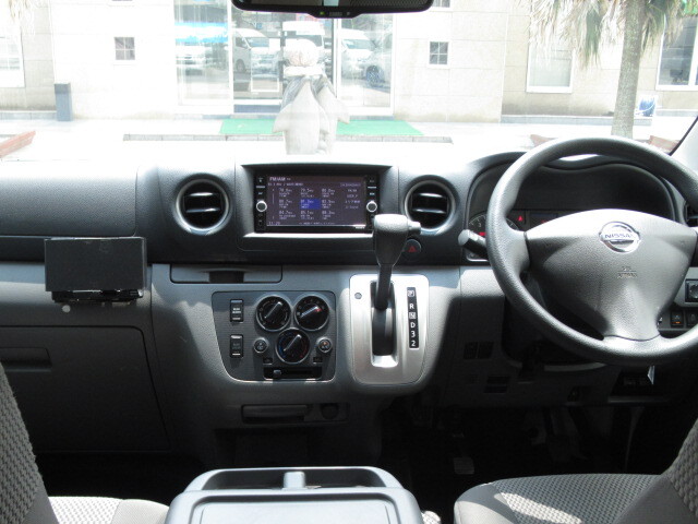 日産 NV350キャラバン