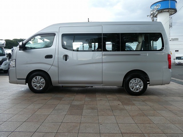 日産 NV350キャラバン