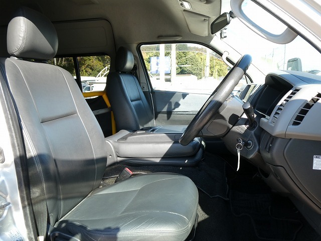 トヨタ ハイエース