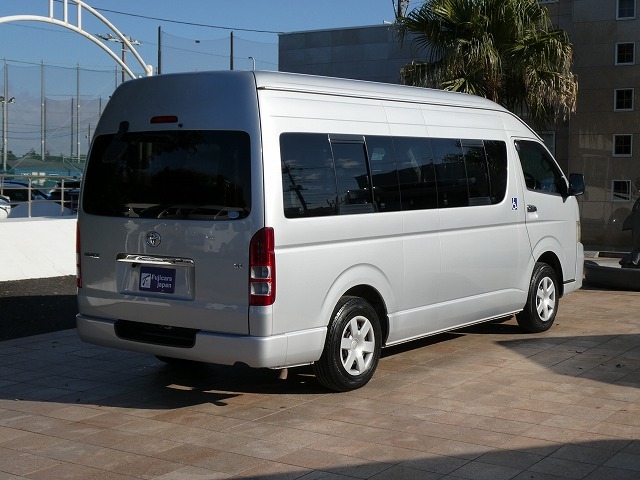 トヨタ ハイエース