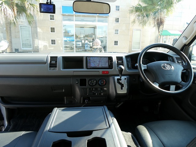 トヨタ ハイエース