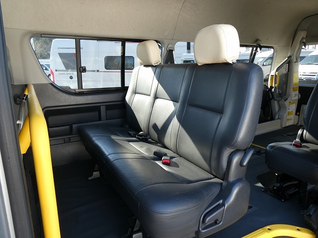 トヨタ ハイエース