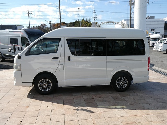 トヨタ レジアスエース