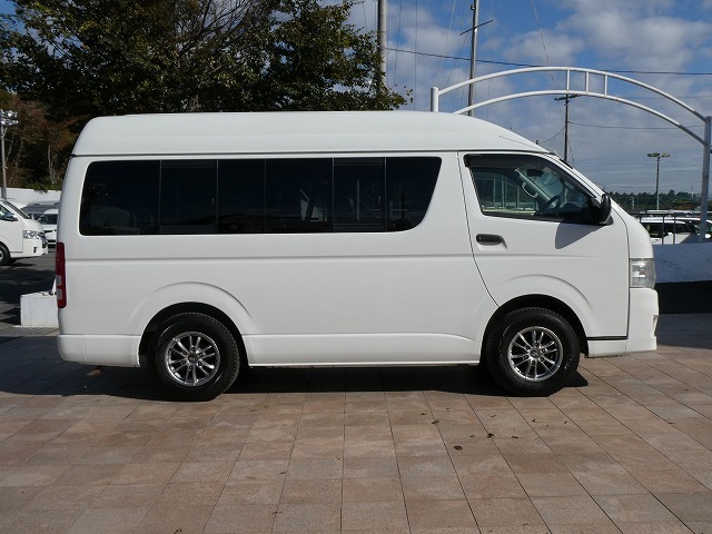 トヨタ レジアスエース