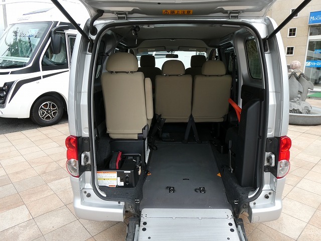 日産 NV200バネット