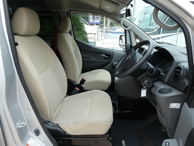 日産 NV200バネット