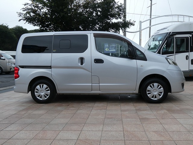 日産 NV200バネット