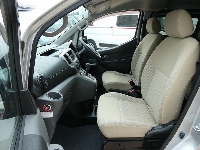 日産 NV200バネット