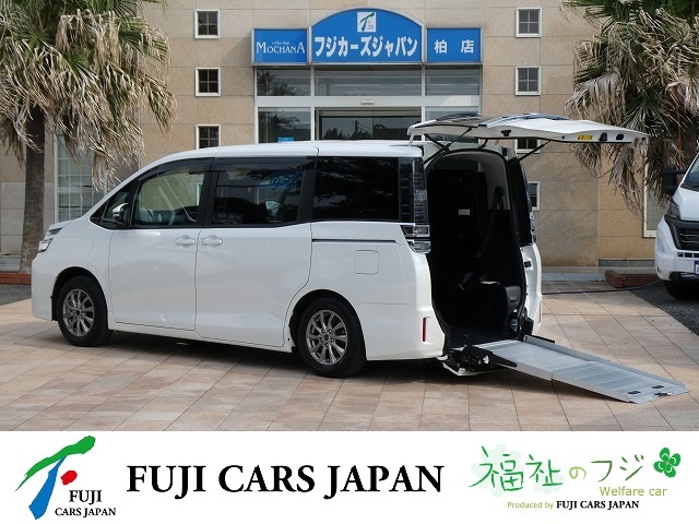 ヴォクシー 福祉車両 スロープ タイプ1 車いす2基 4WD