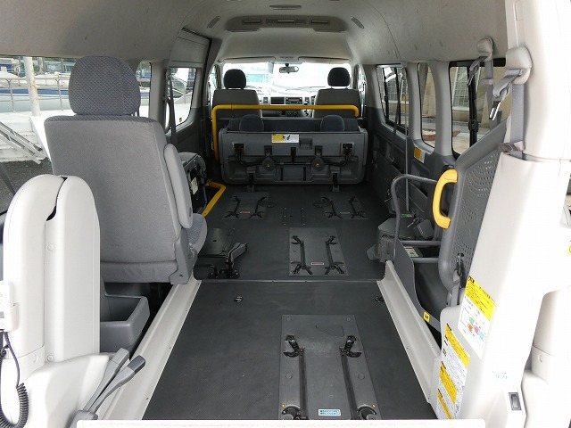 トヨタ ハイエース