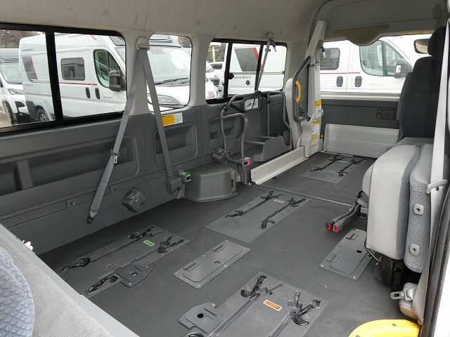 トヨタ ハイエース