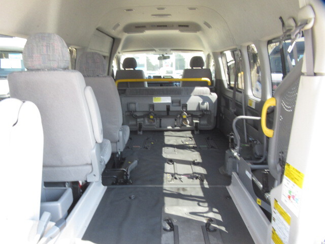 トヨタ ハイエース