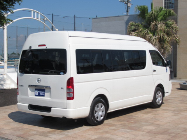 トヨタ ハイエース