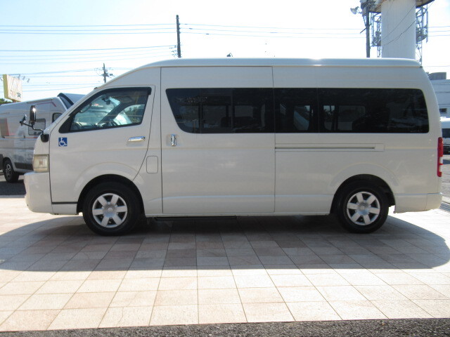 トヨタ ハイエース