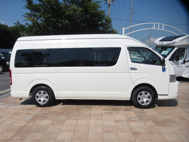 トヨタ ハイエース