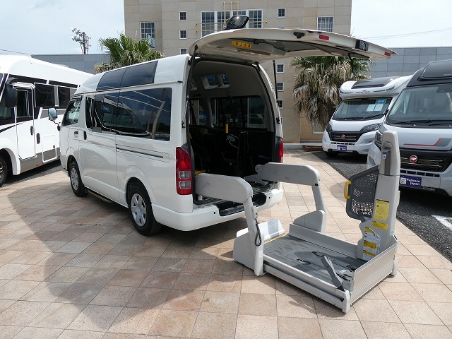 トヨタ ハイエース