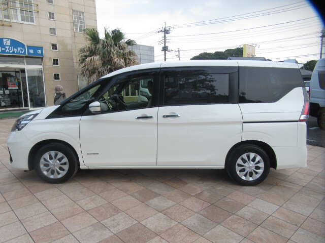 日産 セレナ