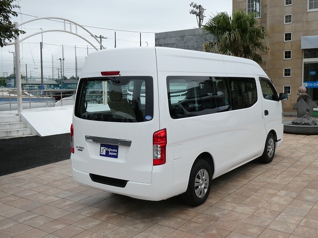 日産 NV350キャラバン