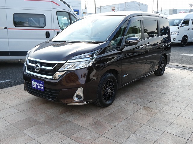日産 セレナ