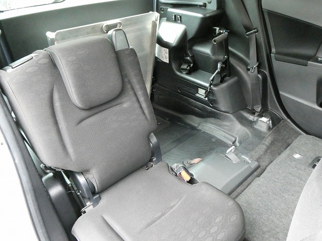 トヨタ ラクティス