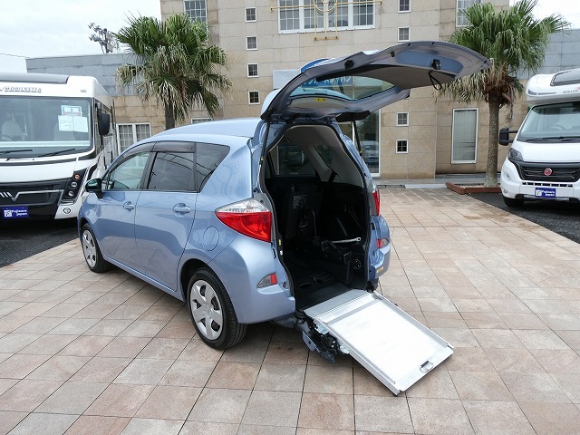 トヨタ ラクティス