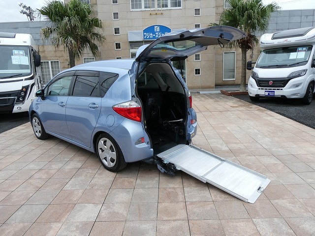 トヨタ ラクティス