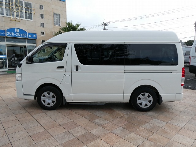 トヨタ レジアスエース