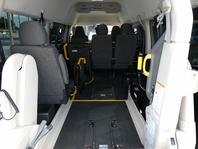 トヨタ ハイエース