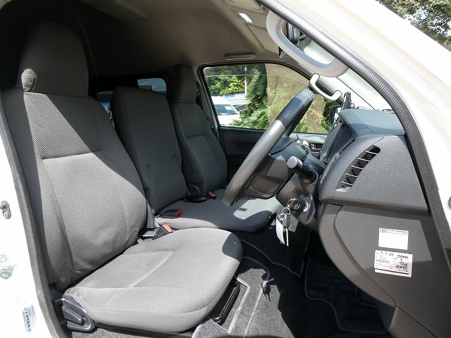 トヨタ ハイエース