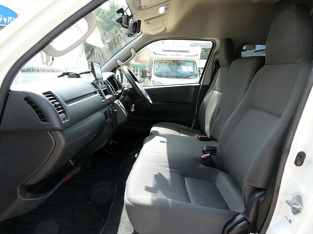 トヨタ ハイエース