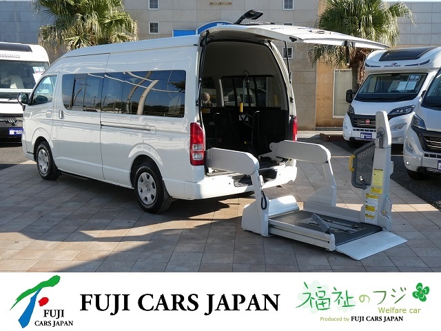 ハイエース 福祉車両 車いす移動車 Bタイプ