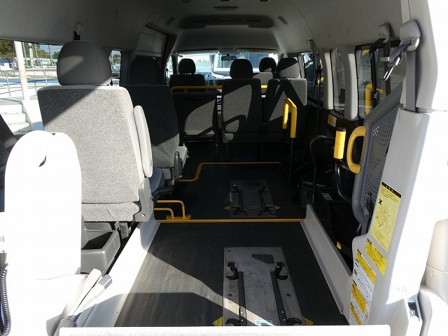 トヨタ ハイエース